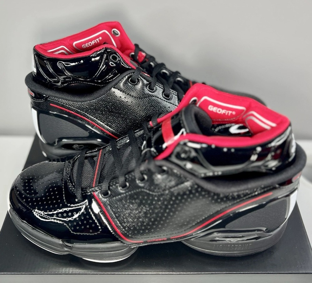 adidas Adizero Rose 1 Black Red — 37 / 38 / 39 / 39.5 / 40 / 40.5 / 41 / 42 / 42.5 / 43 / 43.5, Novo