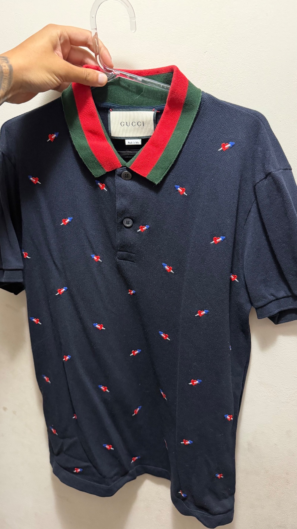 Camiseta Gucci Polo Gola GG Black — M, Usado