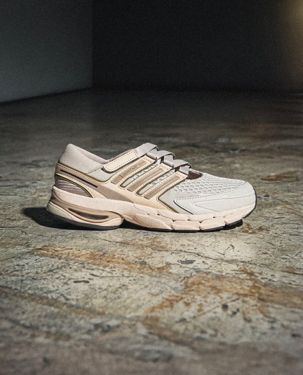 adidas Adistar Control 5 MJ Wonder White Wonder Beige Alumina — 38, Novo