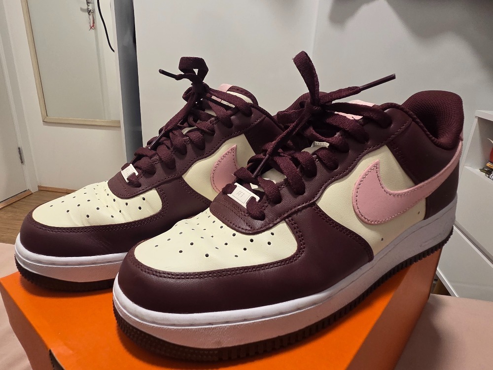 Nike Air Force 1 Low Pale Ivory White — 42, Usado