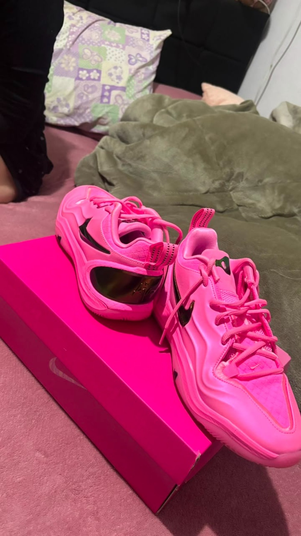 Nike A’Two A'ja Pink Beam Black — 39, Usado