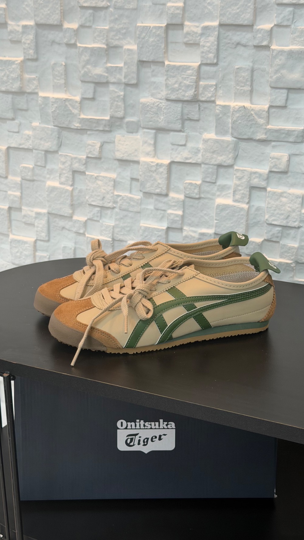 Onitsuka Tiger Mexico 66 Beige Grass Green — 35.5, Novo