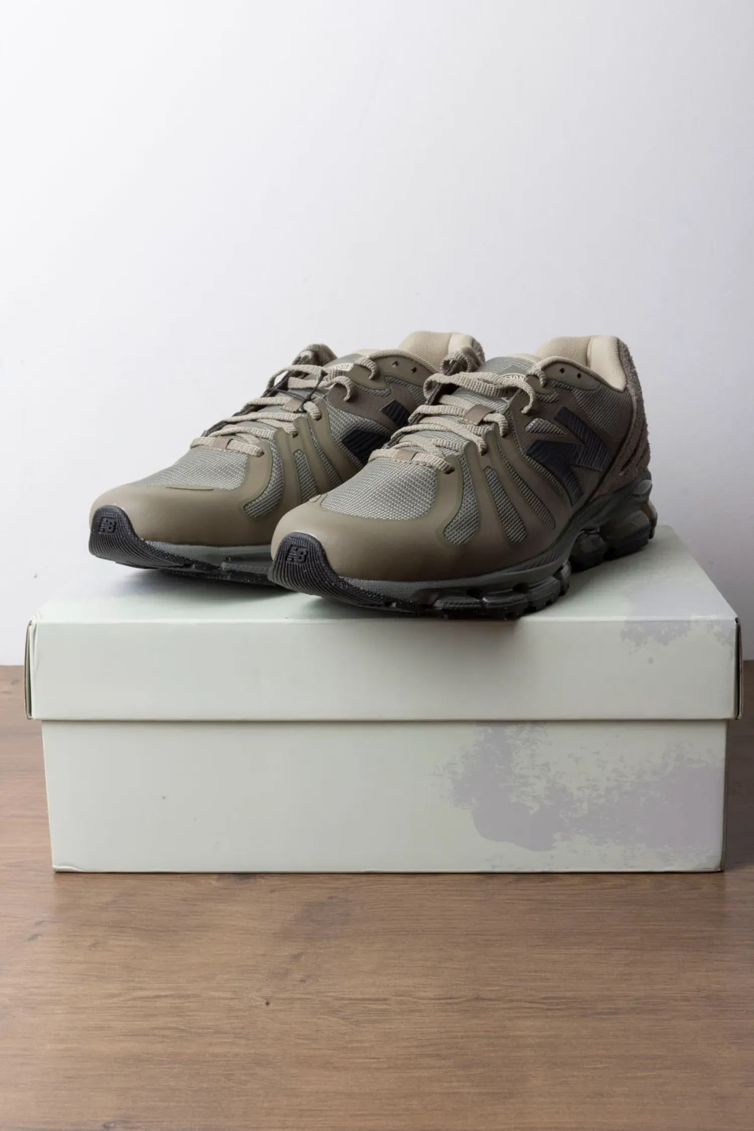 New Balance Abzorb 1890 Covert Green — 43, Novo