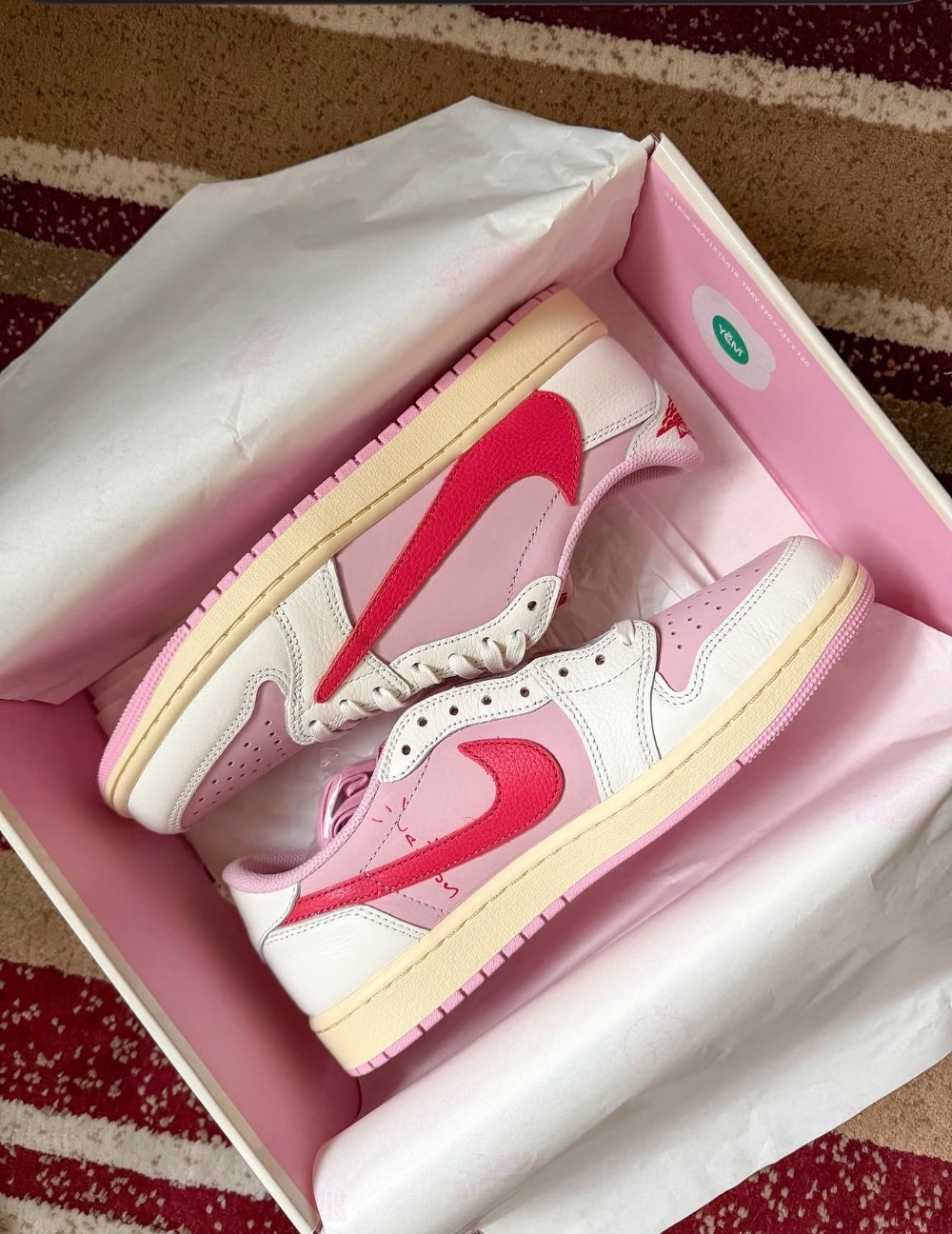 Travis Scott x Air Jordan 1 Low OG SP Sail Tropical Pink — 42, Novo