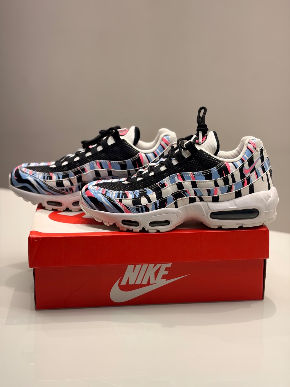 Nike Air Max 95 Country Pack Korea — 40.5, Usado