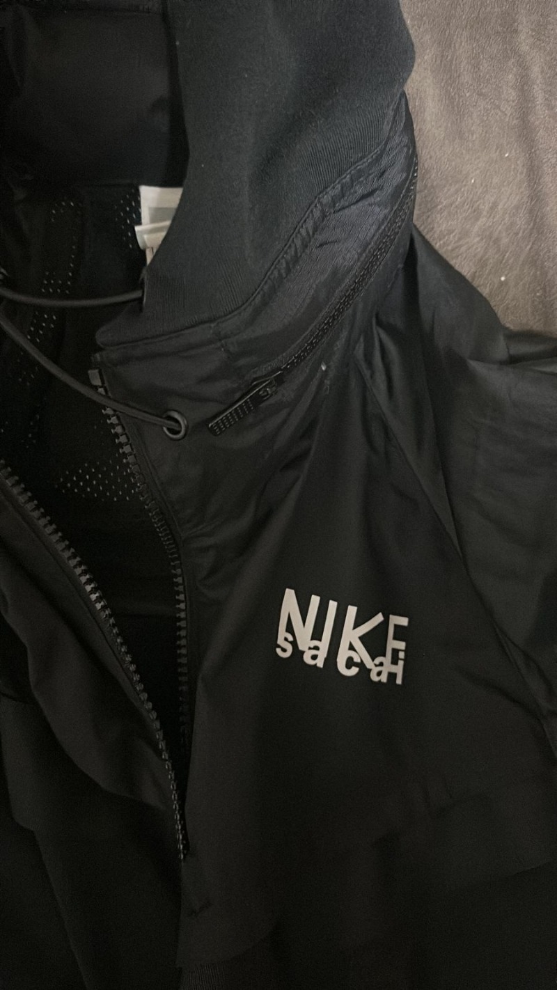Foto 4 de sacai x Nike Moletom Pullover Soft Fleece Black — G, Usado