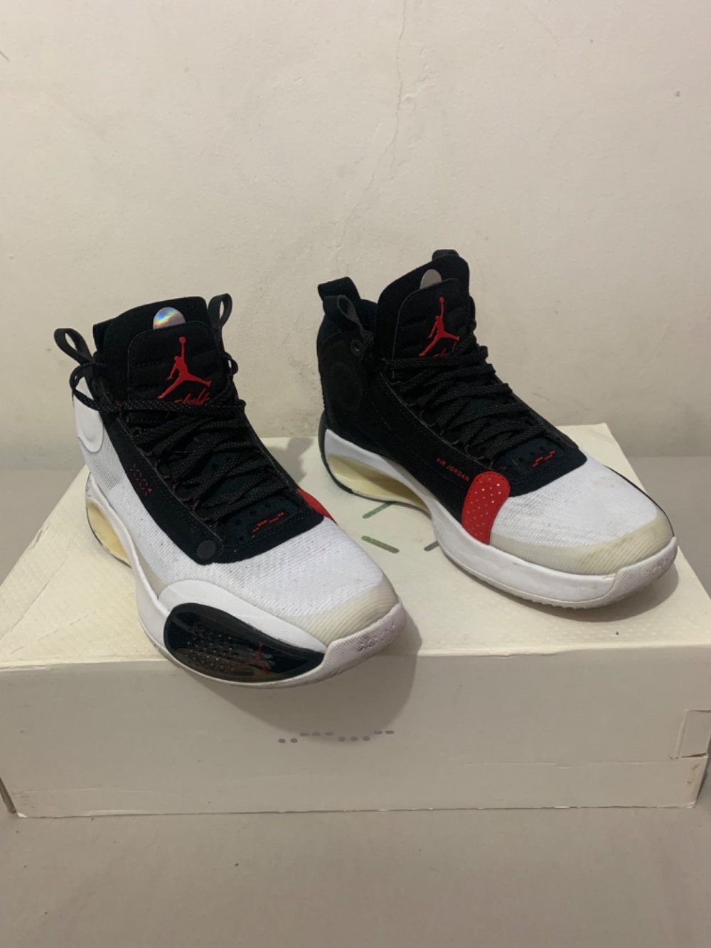 Air Jordan 34 BG Chicago — 40, Usado