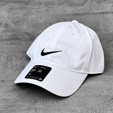 Boné Nike Dri-FIT Club Unisex Branco