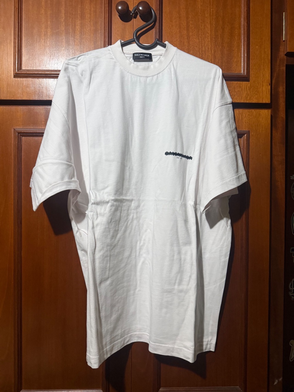 Camiseta Balenciaga Strike 1917 White — P / XG, Novo