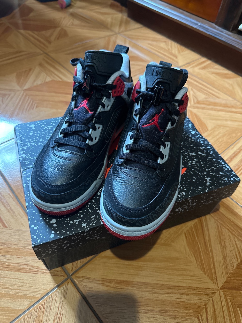 Air Jordan Spizike Low Bred — 38, Usado