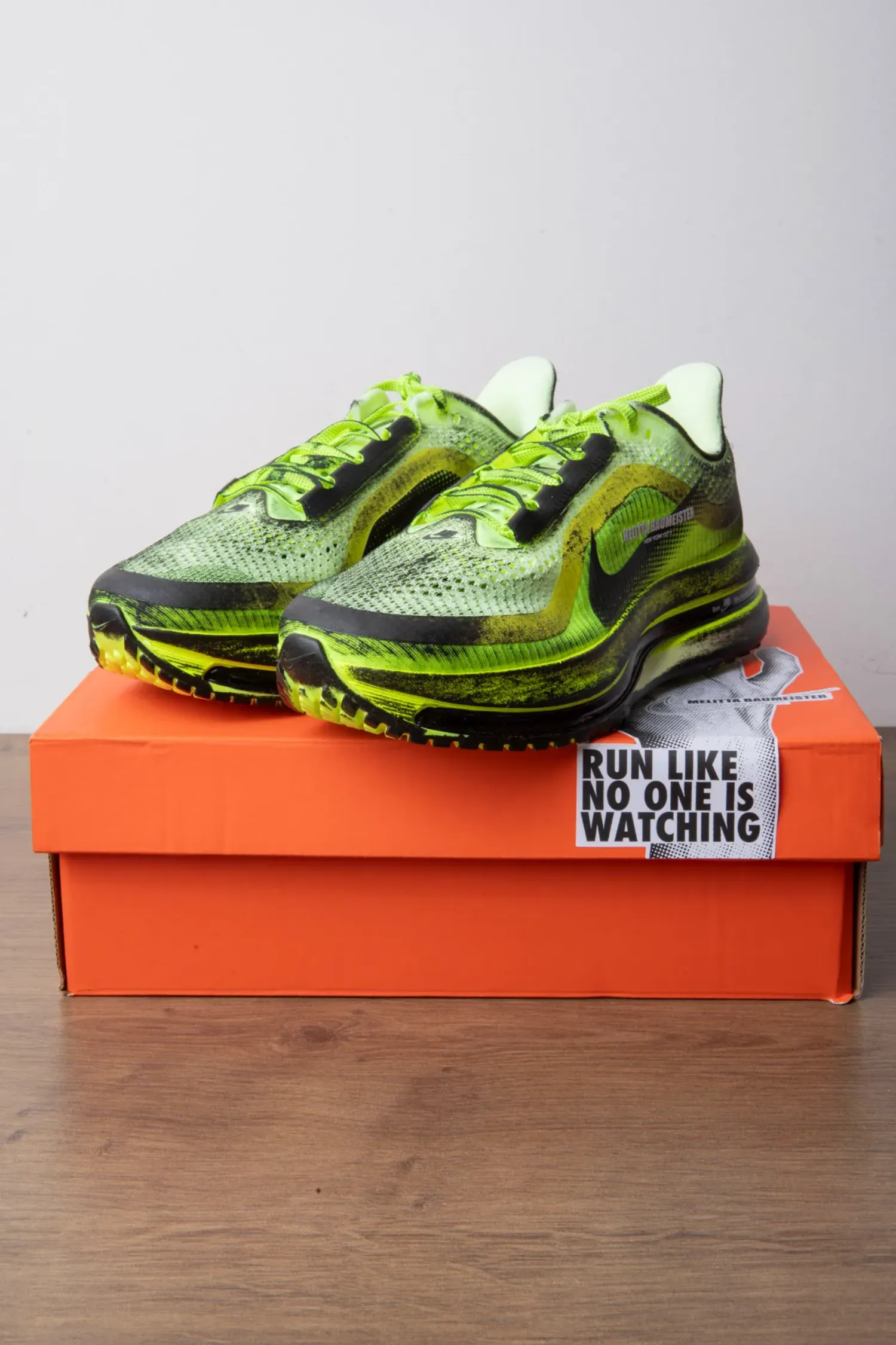 Melitta Baumeister x Nike Pegasus Premium Volt Cyber — 35, Novo