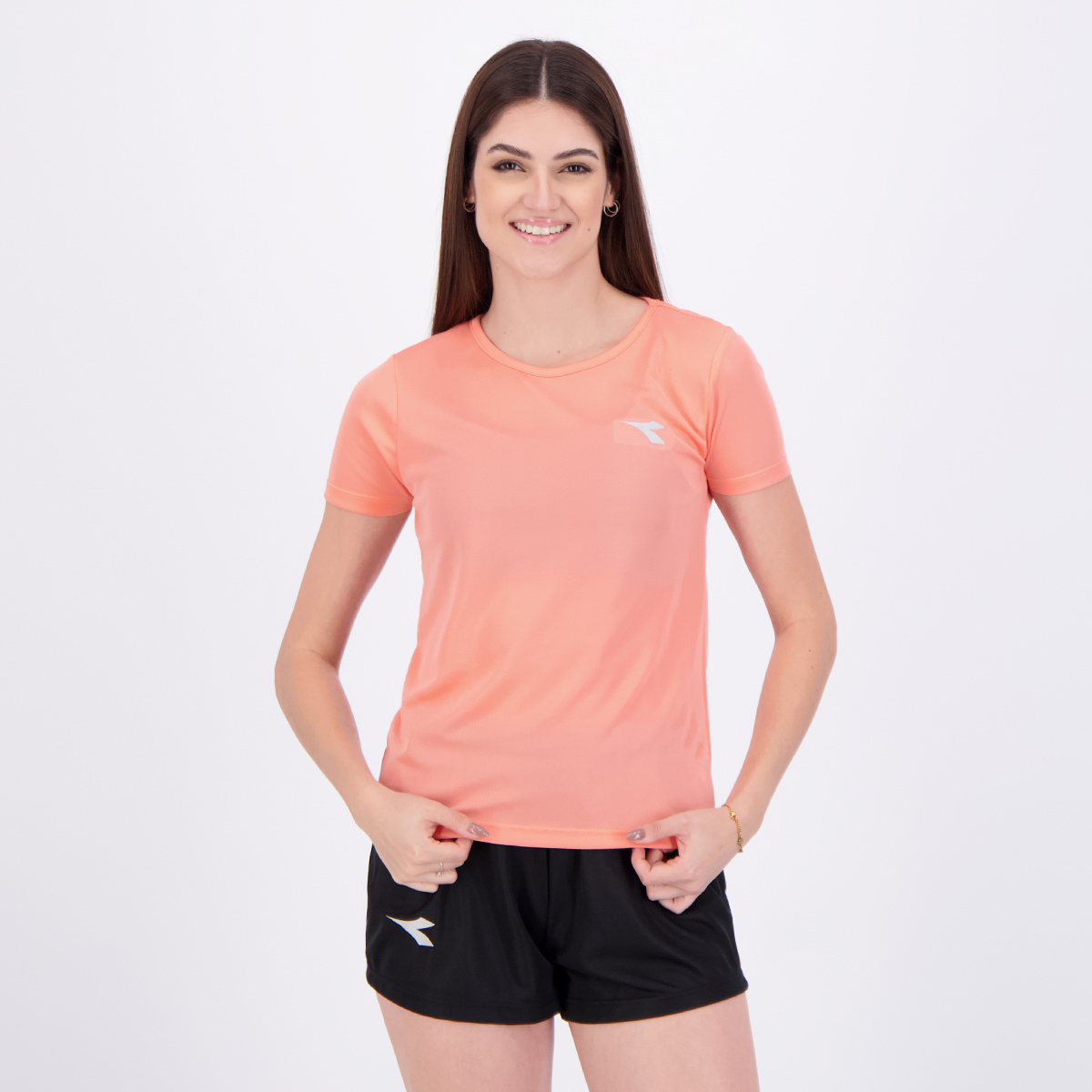 Camiseta Diadora Logo Feminina Rosa