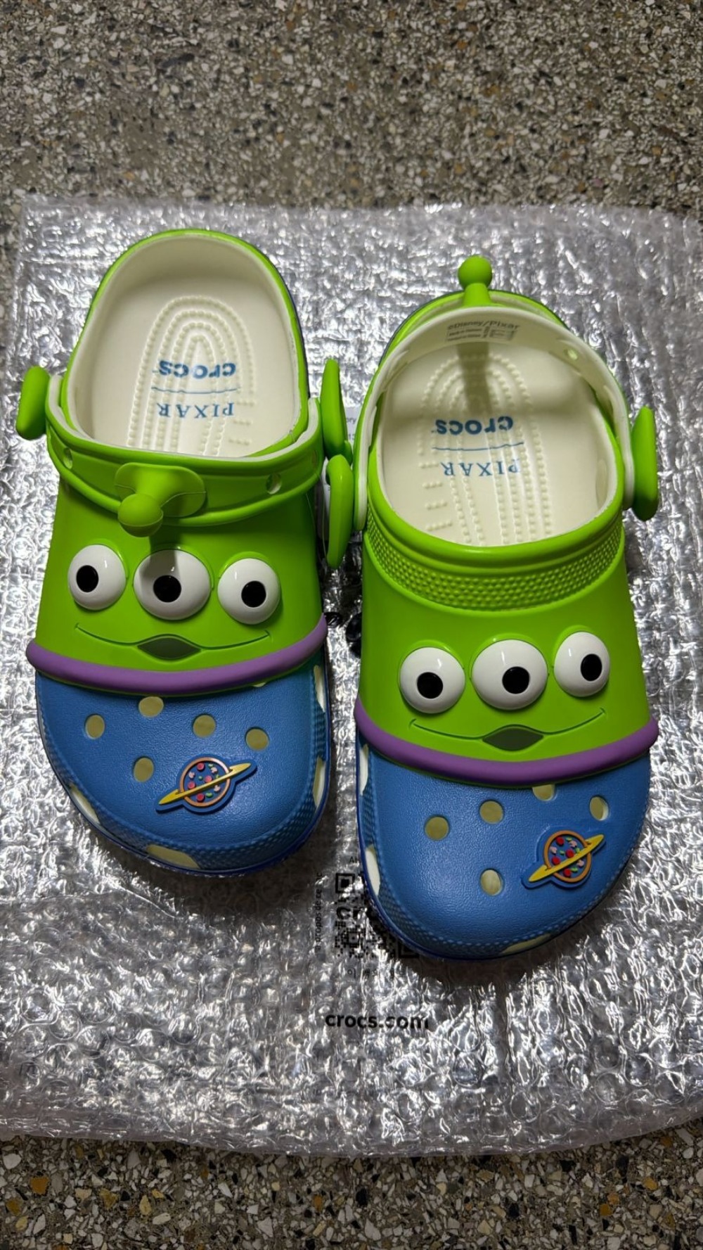 Toy Story x Crocs Classic Clog Alien Multicolor — 40 / 41 / 42 / 43, Novo
