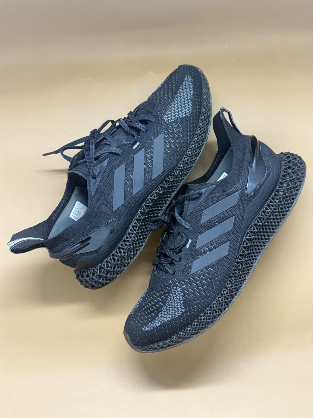 adidas X90004D Triple Black — 45, Usado