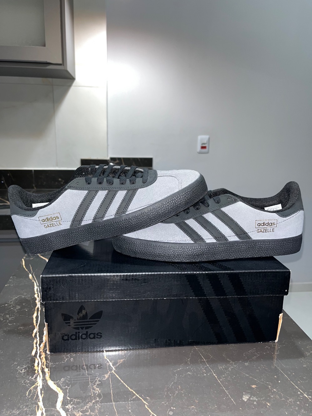 adidas Gazelle ADV Grey Six Core Black Gold Metallic — 34 / 35 / 36 / 37 / 38 / 39 / 40 / 42 / 43 / 44 / 45 / 46, Novo