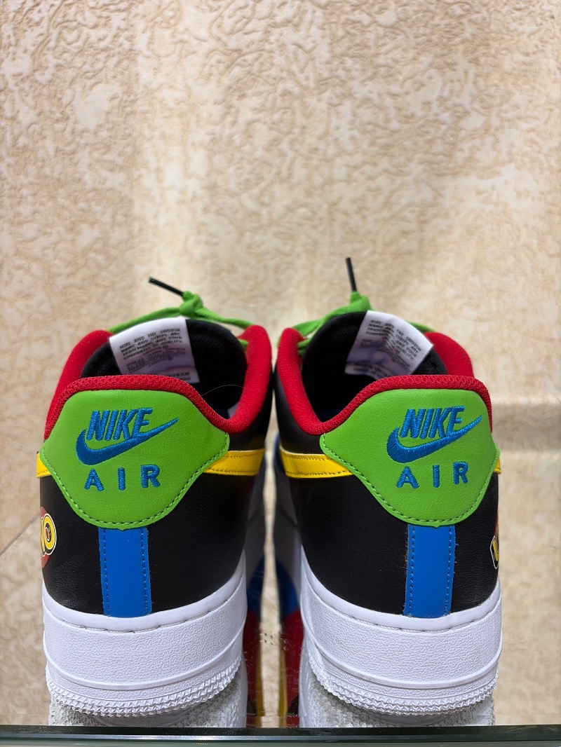 Foto 4 de Nike Air Force 1 Uno — 44, Usado
