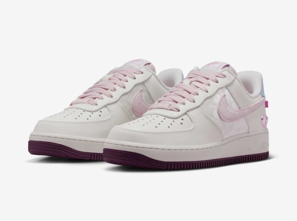 Nike Air Force 1 '07 Valentine’s Day Sail — 40.5, Novo