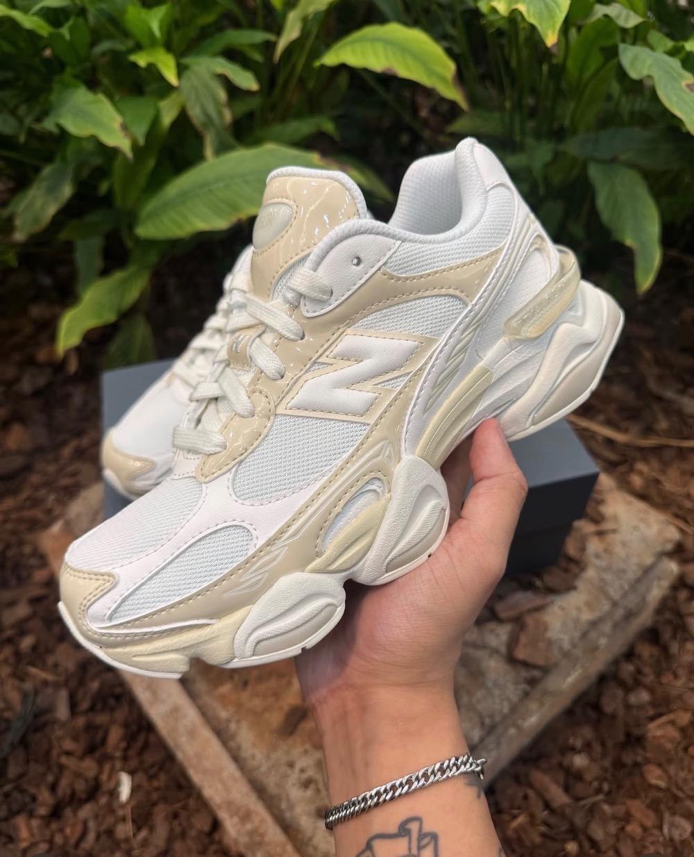 New Balance 9060R Bone Sea Salt — 34, Novo