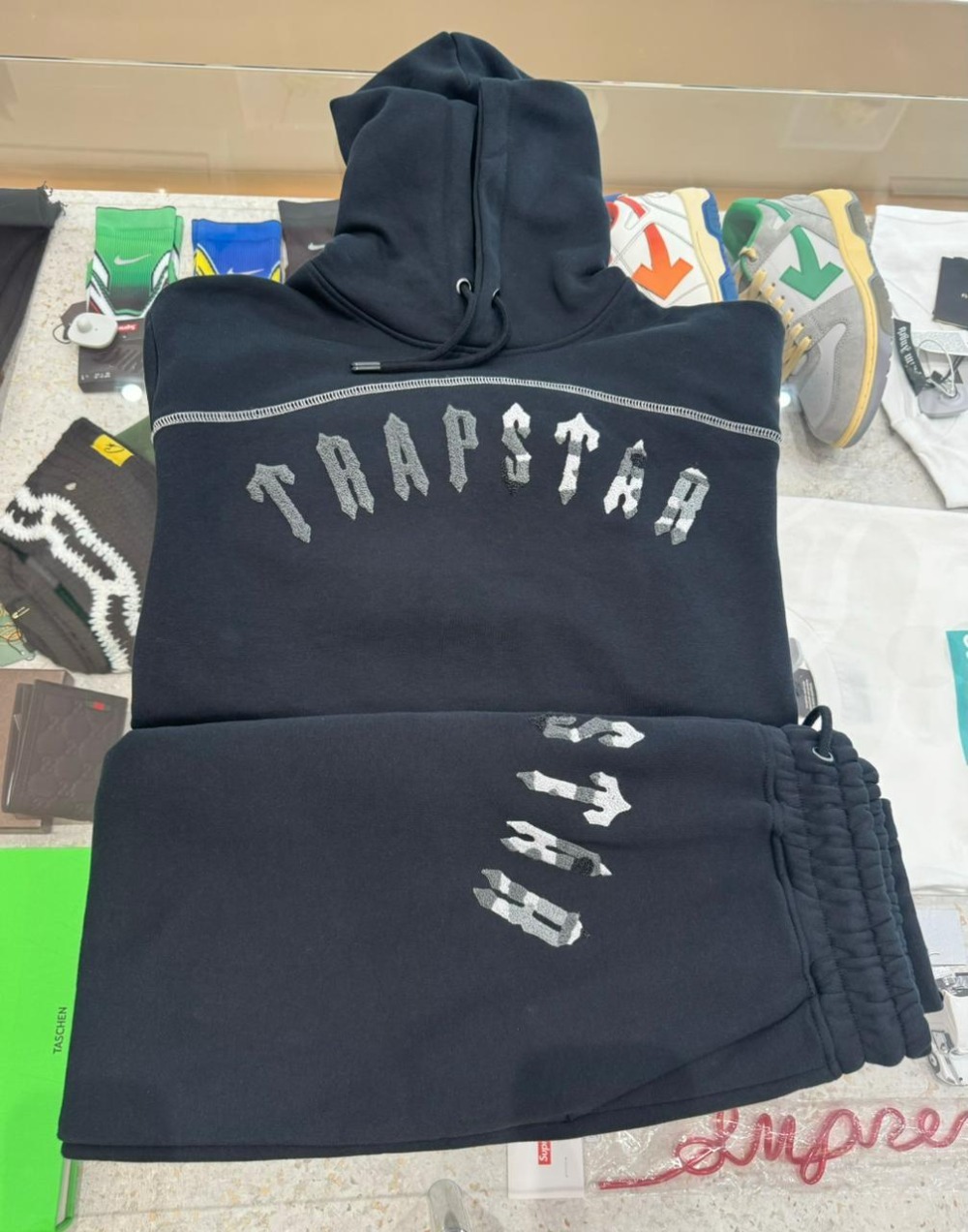 Conjunto Trapstar Camo Black — G / XG, Usado