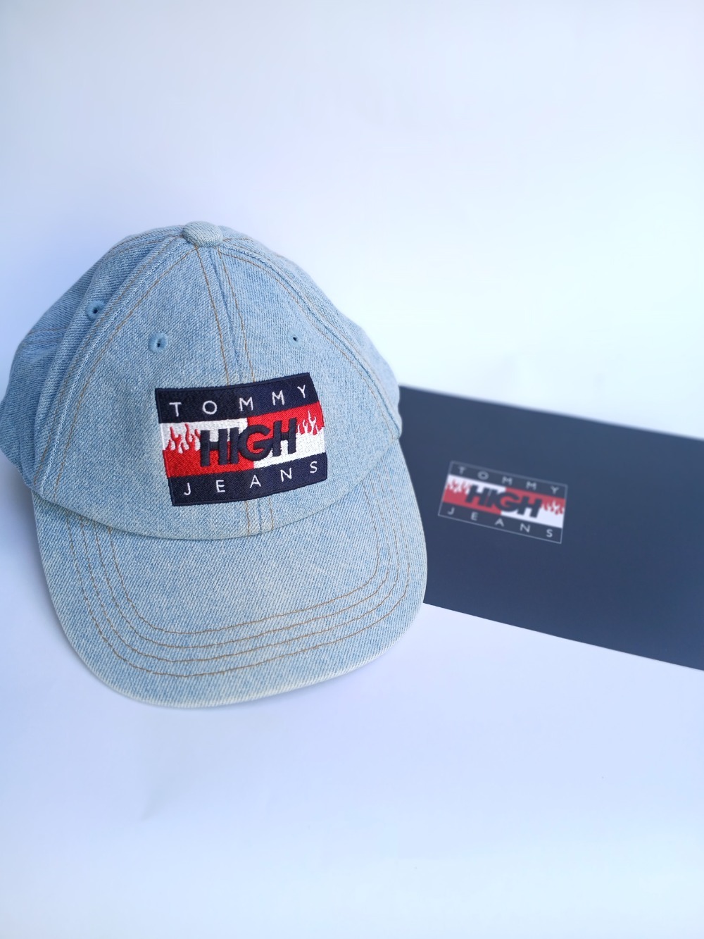 Tommy Jeans x High Company Boné 6 Panel Jeans Light Blue — Único, Usado