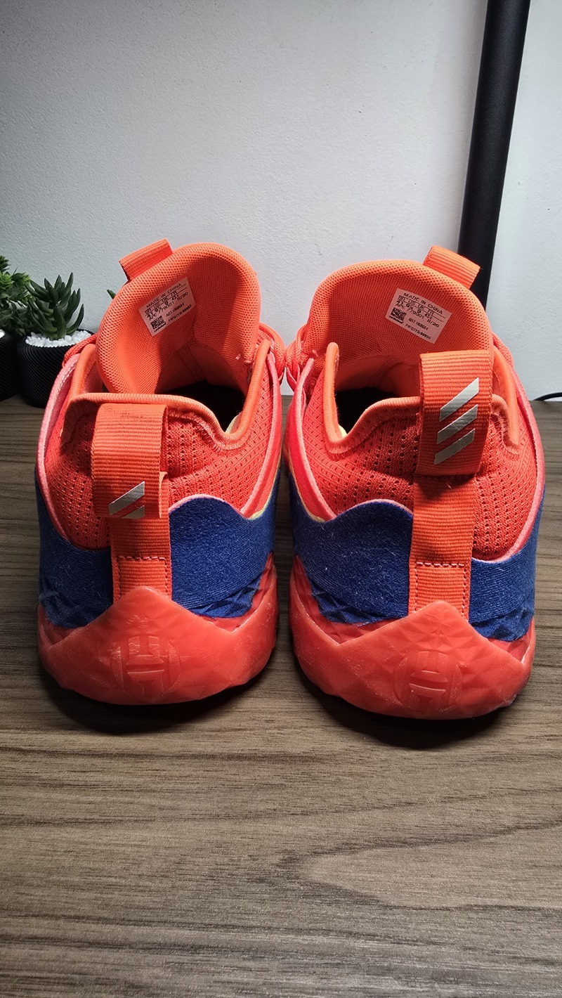 Foto 4 de adidas Harden Vol. 9 Dynamo — 41, Usado