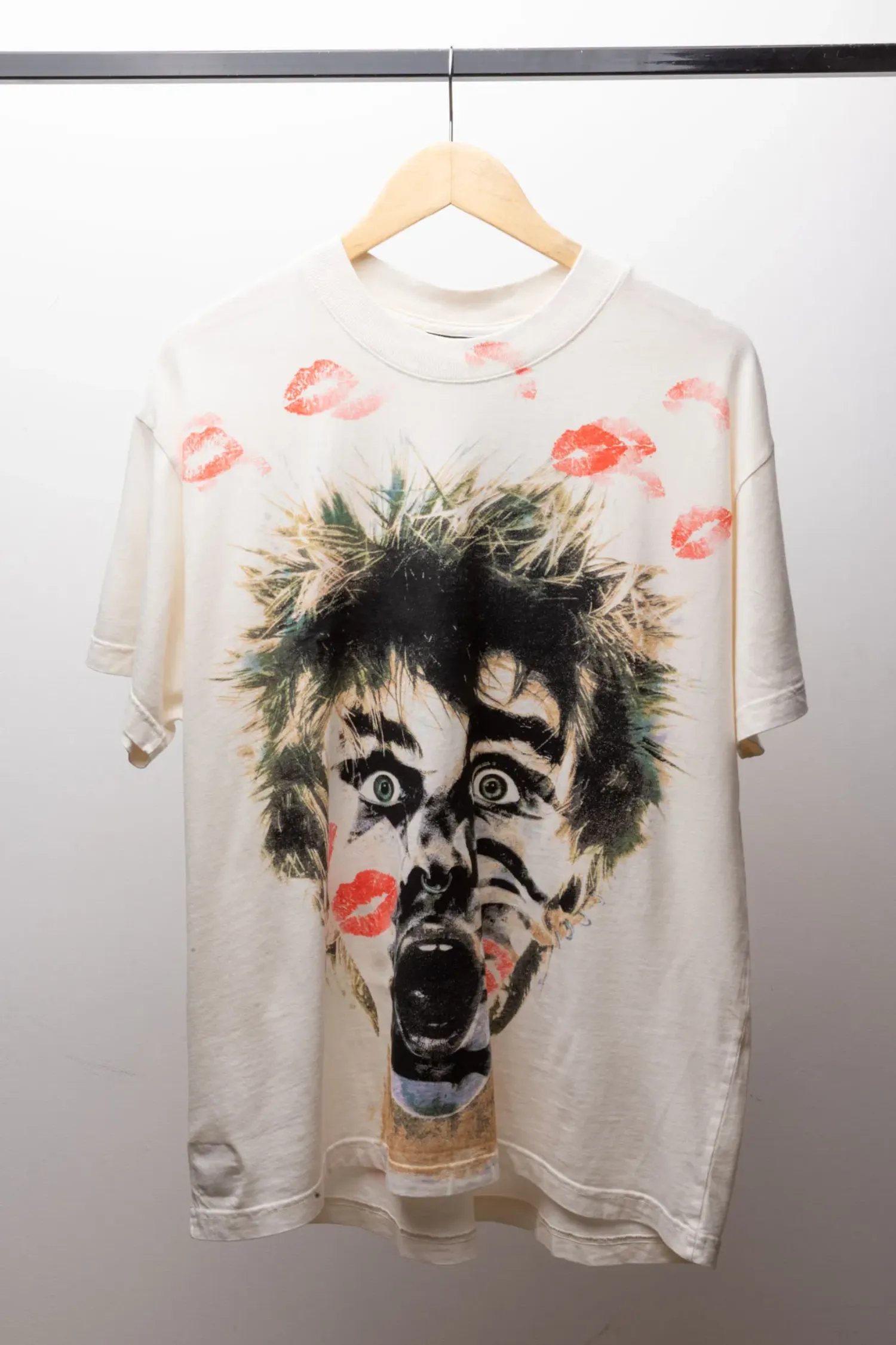 Camiseta Hellstar French Kiss White — XXG, Novo
