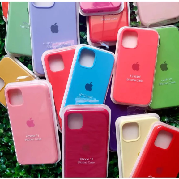 Foto 3 de Capa Case Com Aveludada Com Maçã Para iPhone 15Pro, iPhone 15Pro Max, iPhone 16, iPhone 16Plus, iPhone 16E