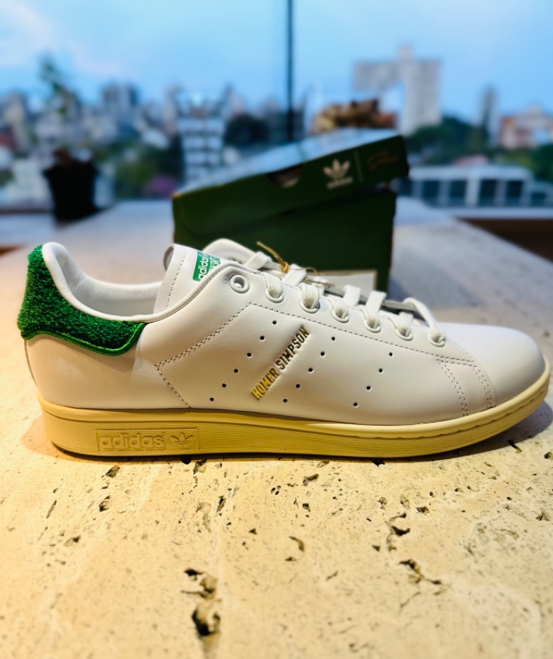 Homer Simpson x adidas Stan Smith Cloud White Green — 41, Usado