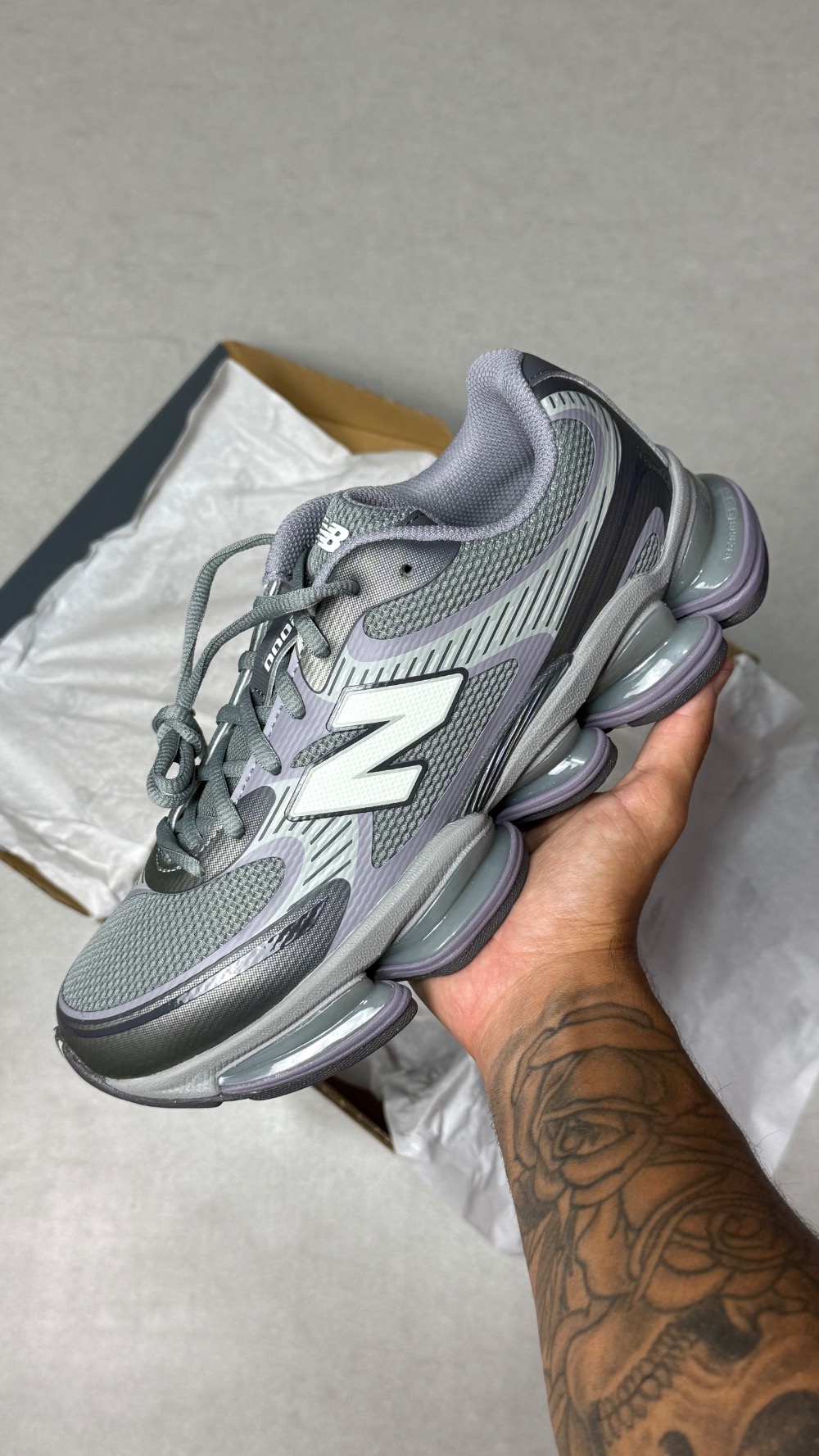 New Balance Abzorb 2000 Grey Days Truffle Salt Castlerock — 39, Novo