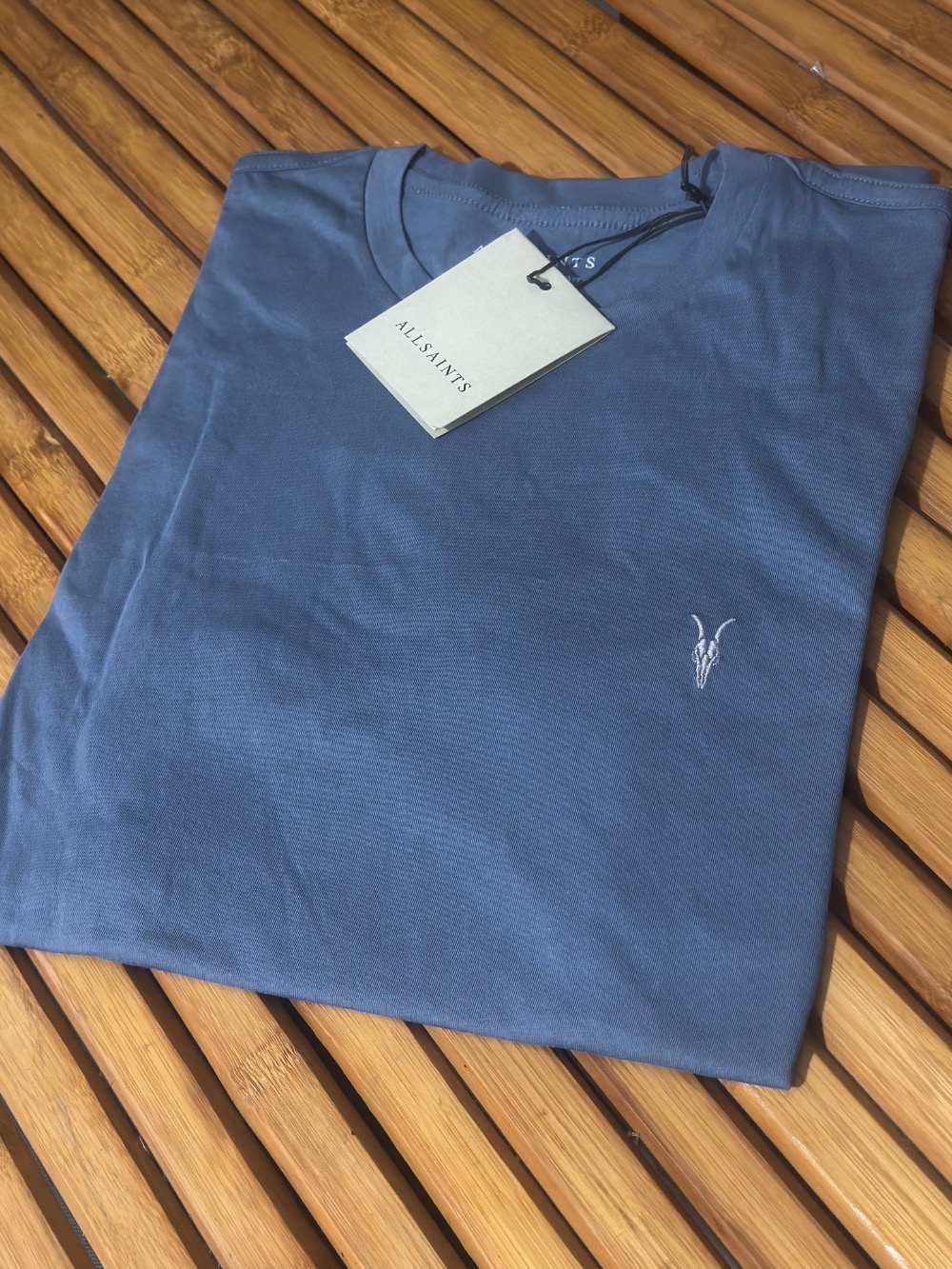 Camiseta AllSaints Tonic Crew Neck Slim Ramskull Waved Blue — PP, Novo