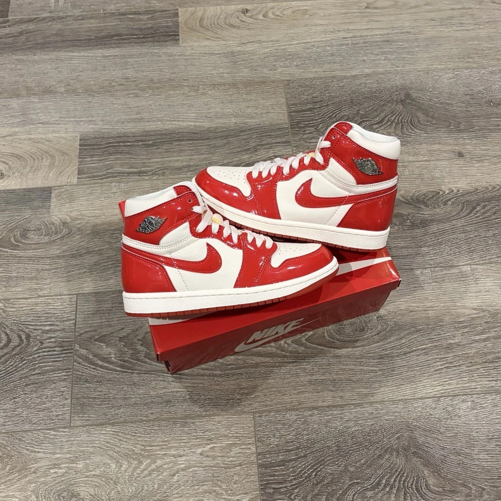 Air Jordan 1 High OG Nails Grails — 35, Novo