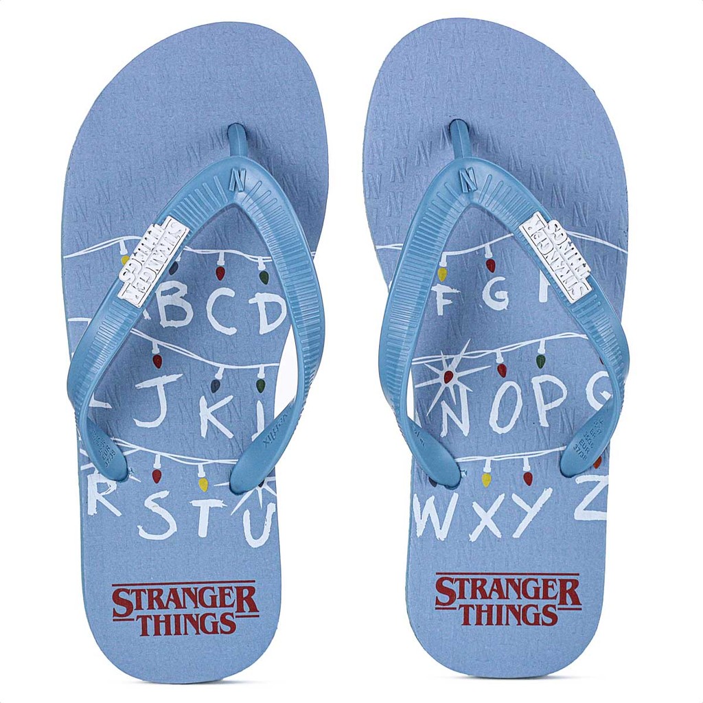 Chinelo Netflix Stranger Things Alphabet Azul Claro - Unissex