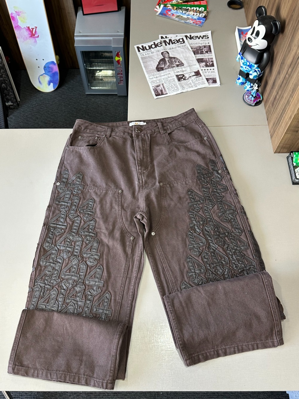 Calça Vale Lives Forever Charlie Denim Brown — 44, Novo