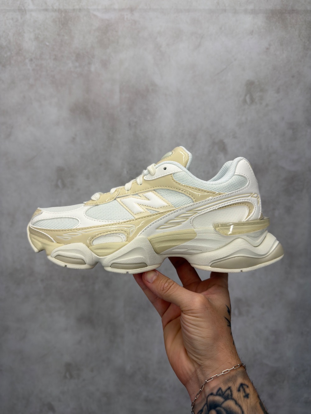 New Balance 9060R Bone Sea Salt — 34 / 35 / 36 / 38, Novo