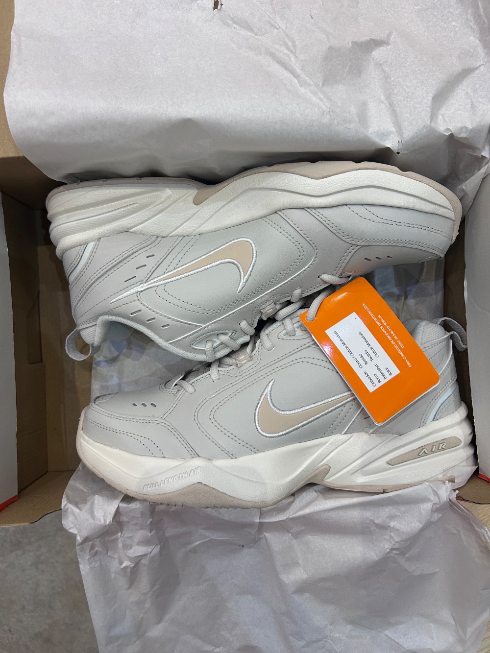 Nike Air Monarch IV Light Bone — 41, Novo