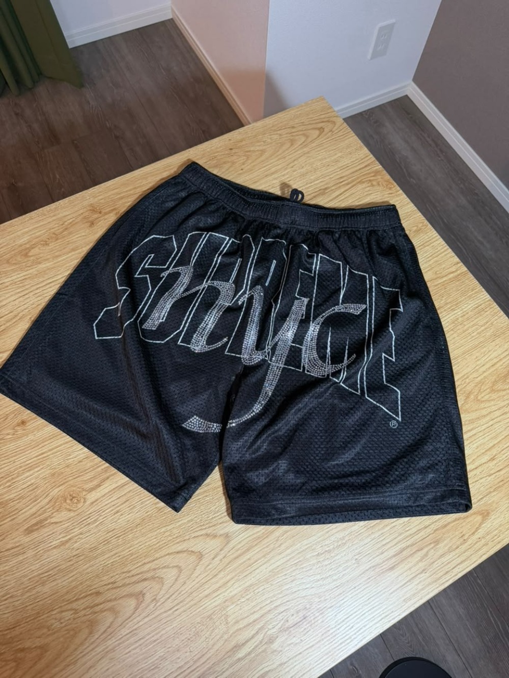 Short Supreme Rhinestone Mesh Black SS26-W16 — P, Novo