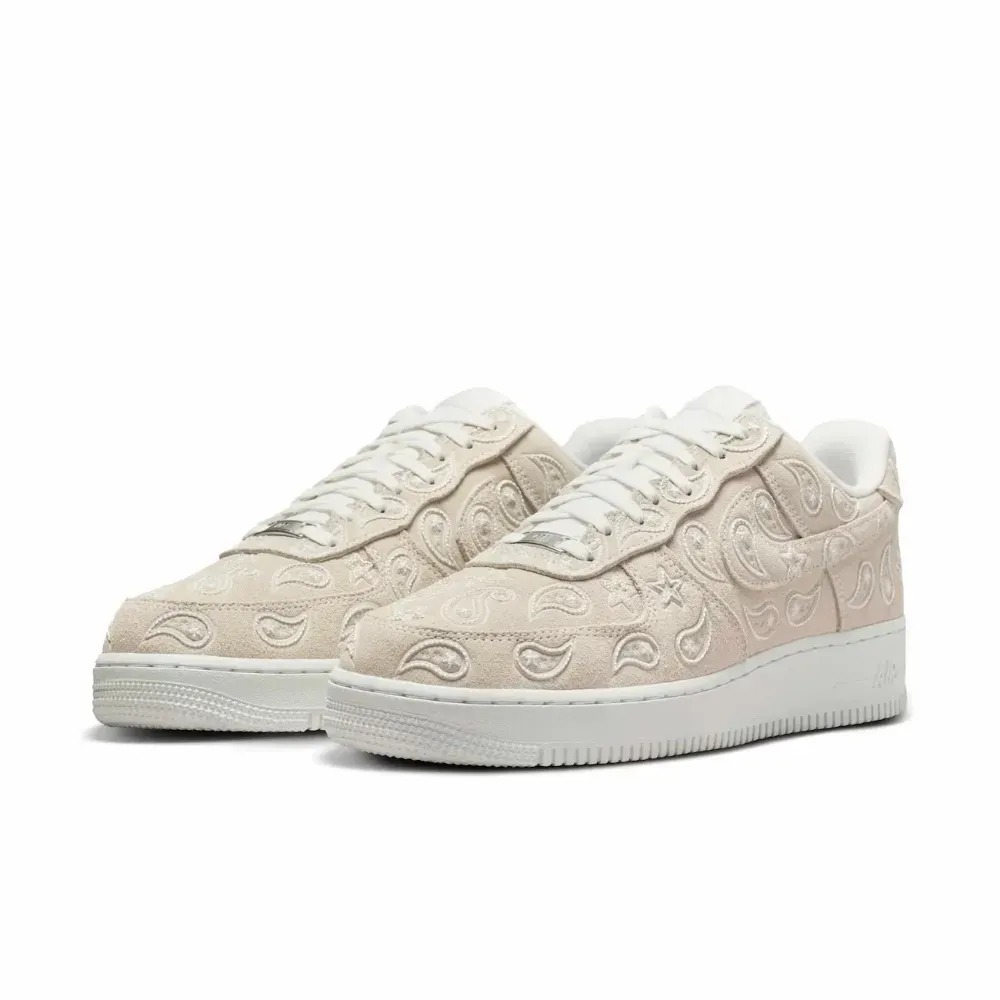 Nike Air Force 1 Low Paisley Summit White — 40, Novo