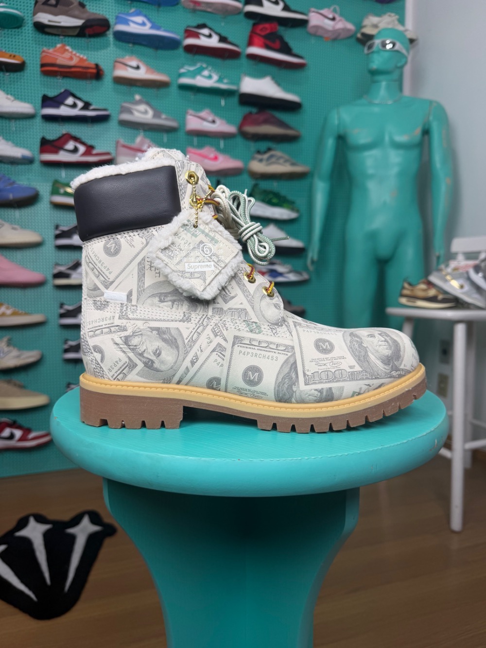 Maison Margiela x Supreme x Timberland Bota 6" Premium Money SS26-W4 — 40, Novo