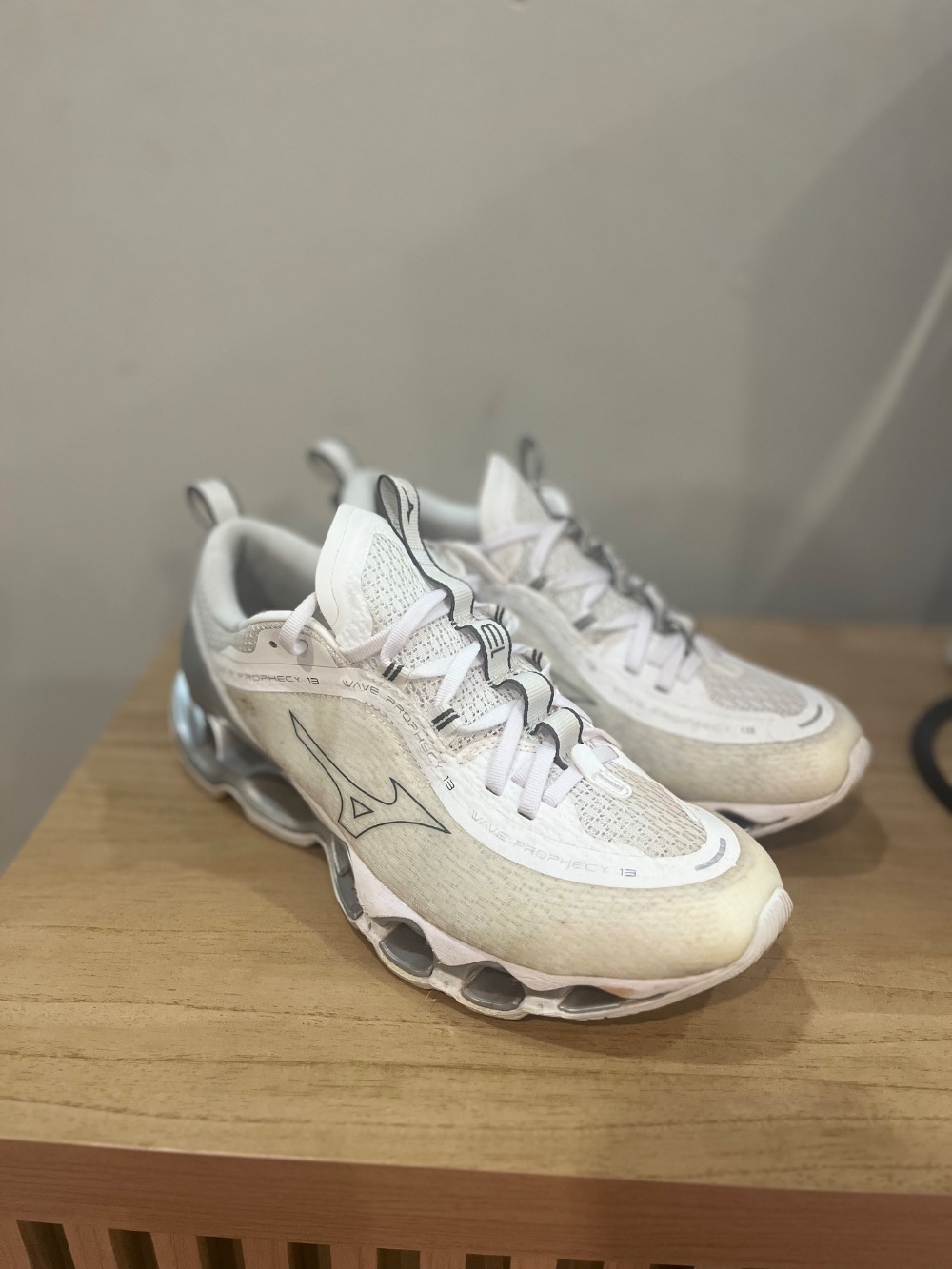 Vrunk x Mizuno Wave Prophecy 13.2 Black — 39, Usado