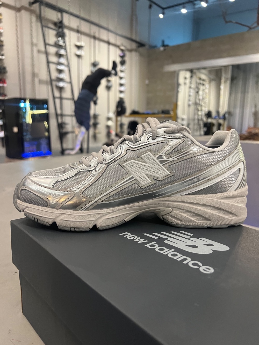 New Balance 740 Silver — 35 / 38 / 39 / 40, Novo