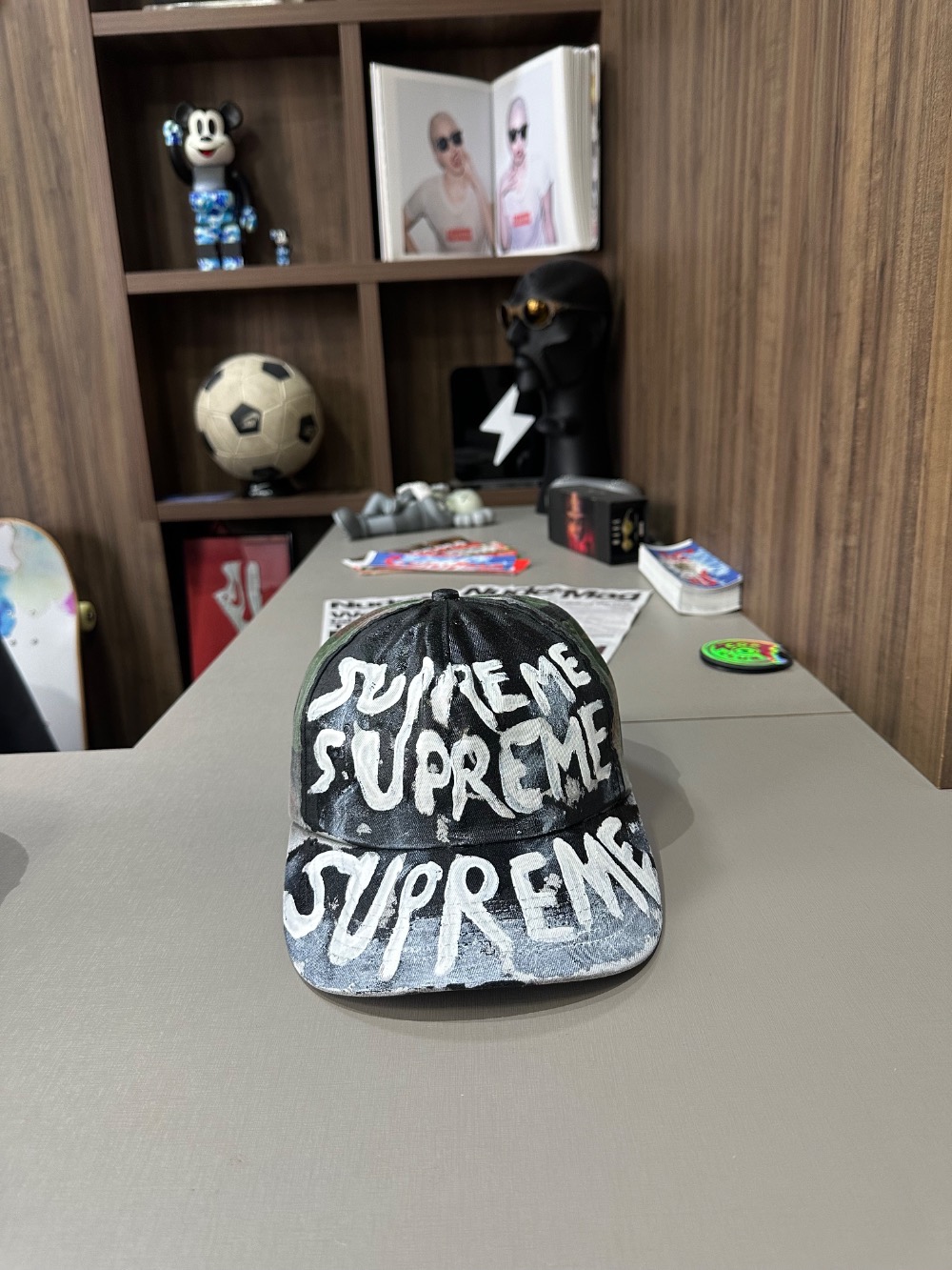 Josh Smith x Supreme Boné Painted 5-Panel Woodland Camo FW26-W3 — Único, Novo