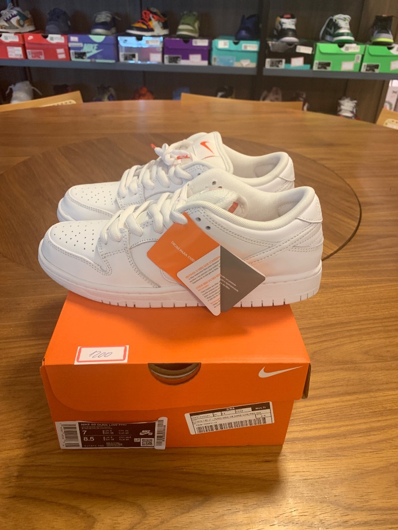 Foto 2 de Nike SB Dunk Low Pro Triple White — 38, Novo