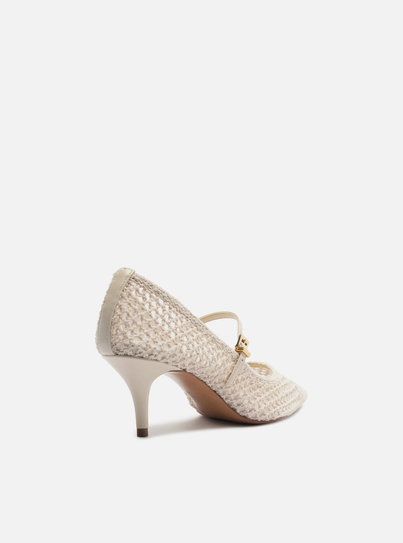 Foto 3 de Scarpin Off White Crochê Salto Fino Fivela
