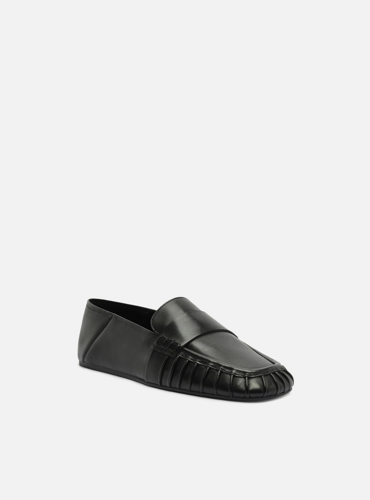 Foto 2 de Mocassim Preto Bico Quadrado Couro