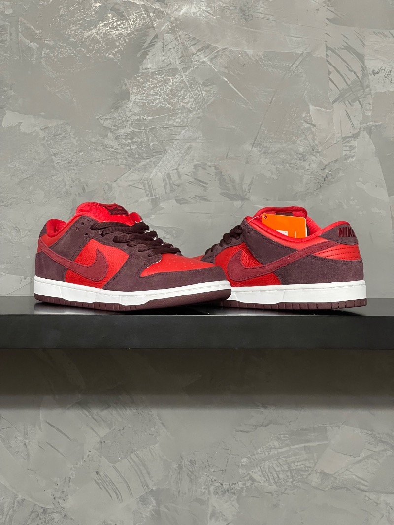 Foto 2 de Nike SB Dunk Low Cherry — 41, Novo