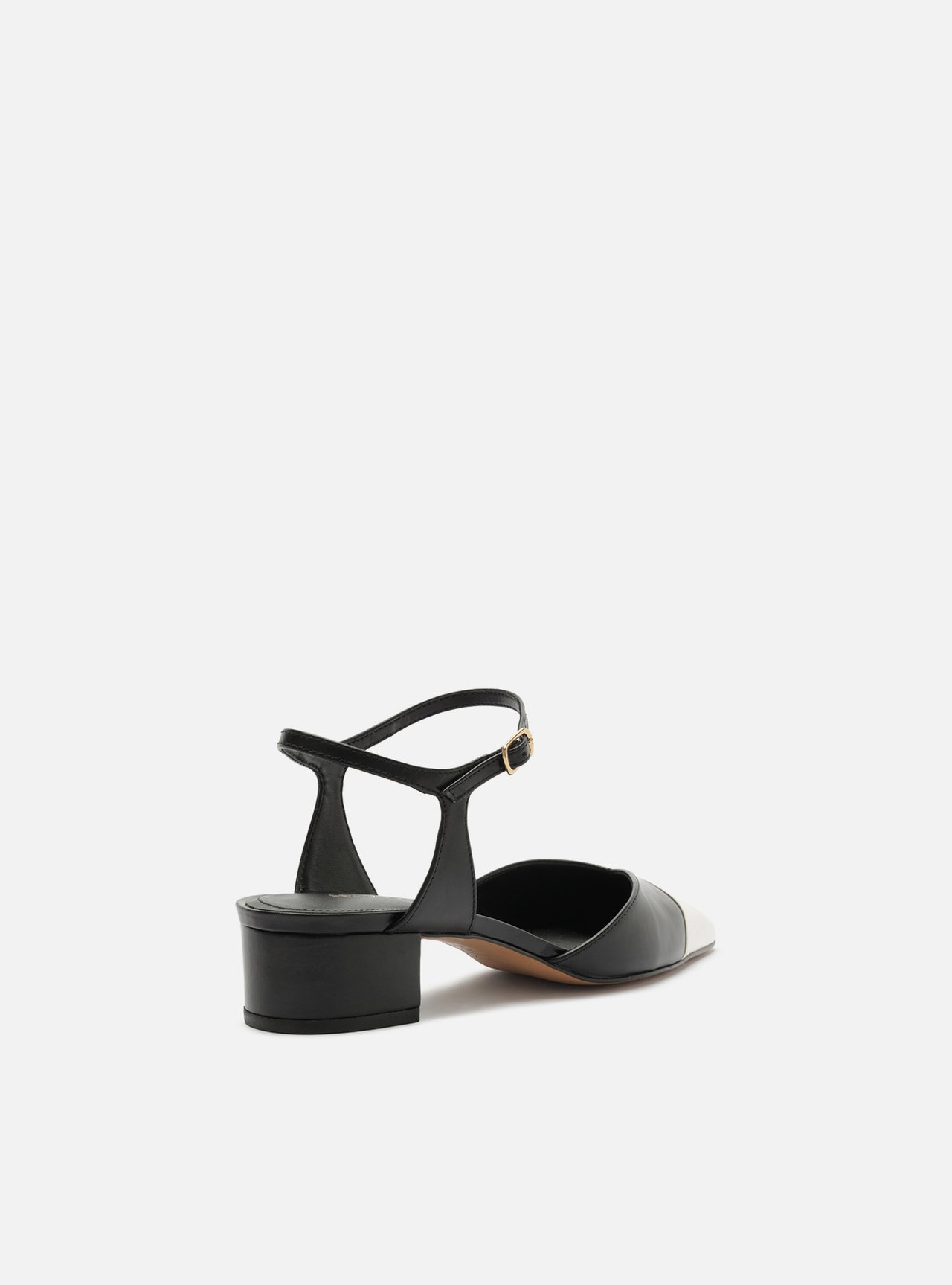 Foto 3 de Scarpin Preto Salto Bloco Fivela Slingback