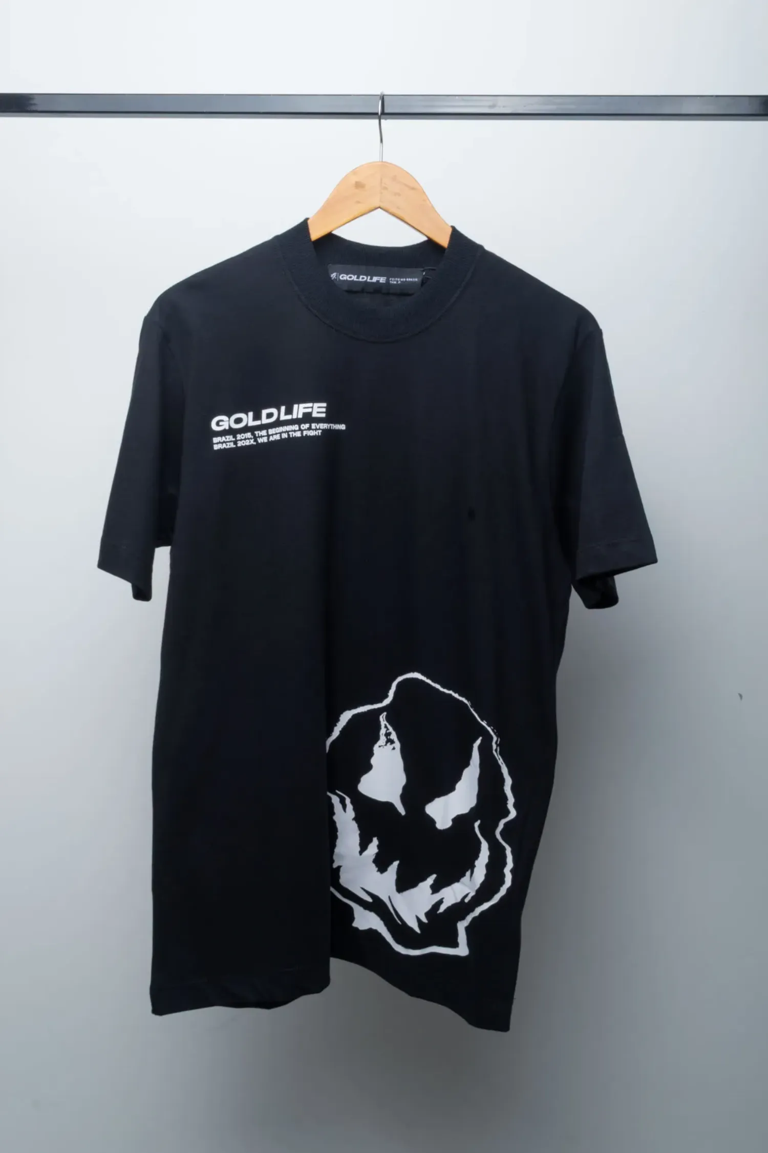 Camiseta Gold Life Faces Black — P / G / XG / 3XG, Novo
