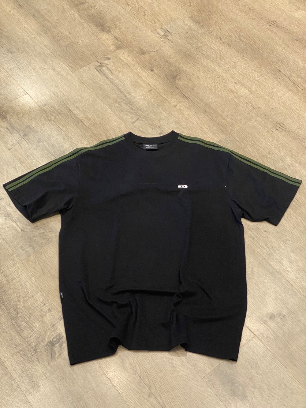 Camiseta Disturb D Stripes Black — M / G / XG, Novo