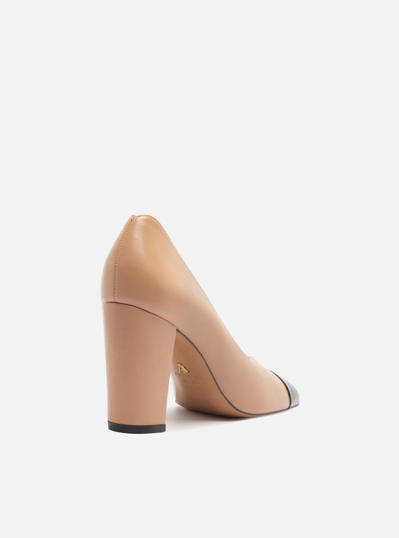 Foto 3 de Scarpin Margot Nude Salto Bloco