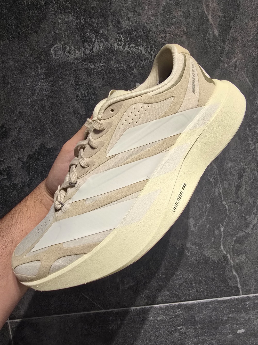 adidas Adizero EVO SL EXO Suede Lightstrike Pro Wonder White — 38 / 39 / 40 / 41, Novo
